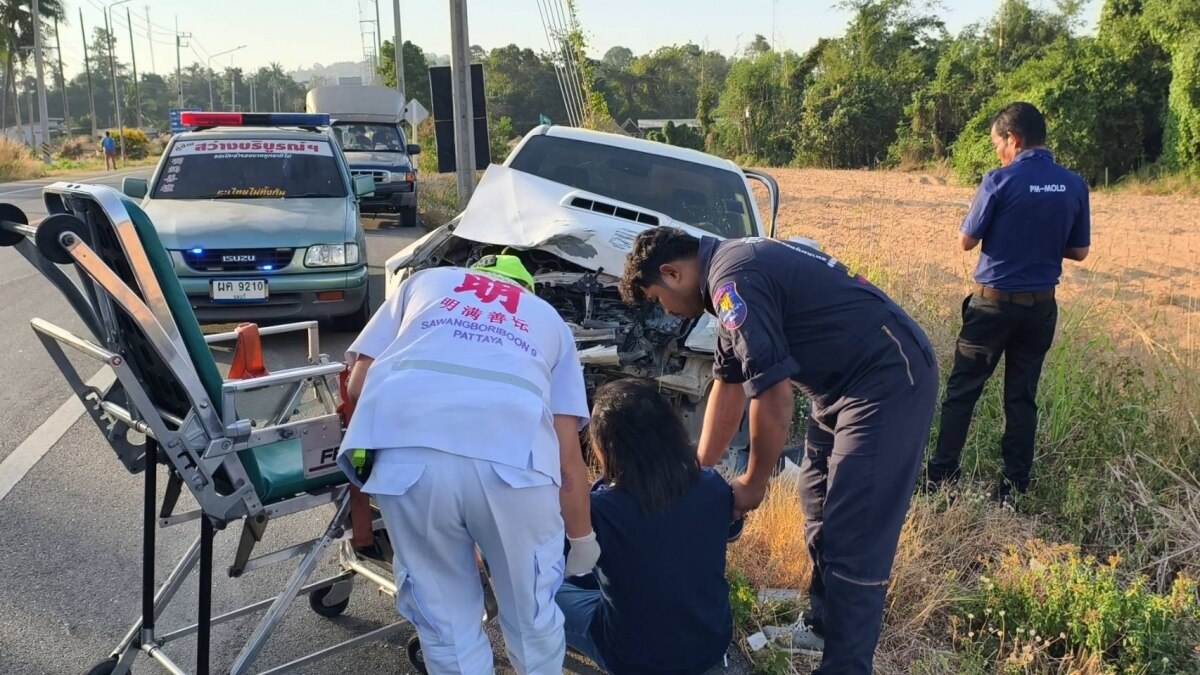 Heftiger Verkehrsunfall in Bang Lamung: Vier Personen bei Massenkarambolage verletzt