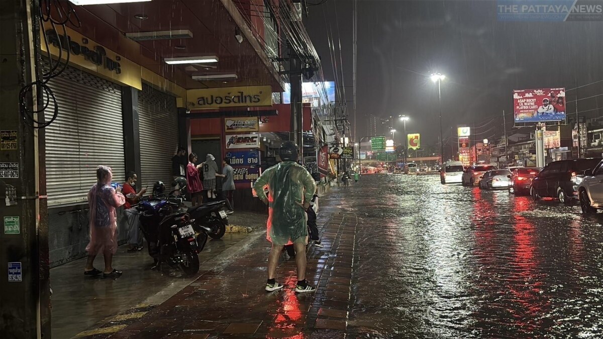 Starker Regen verursacht Überschwemmungen und Verkehrschaos in Pattaya