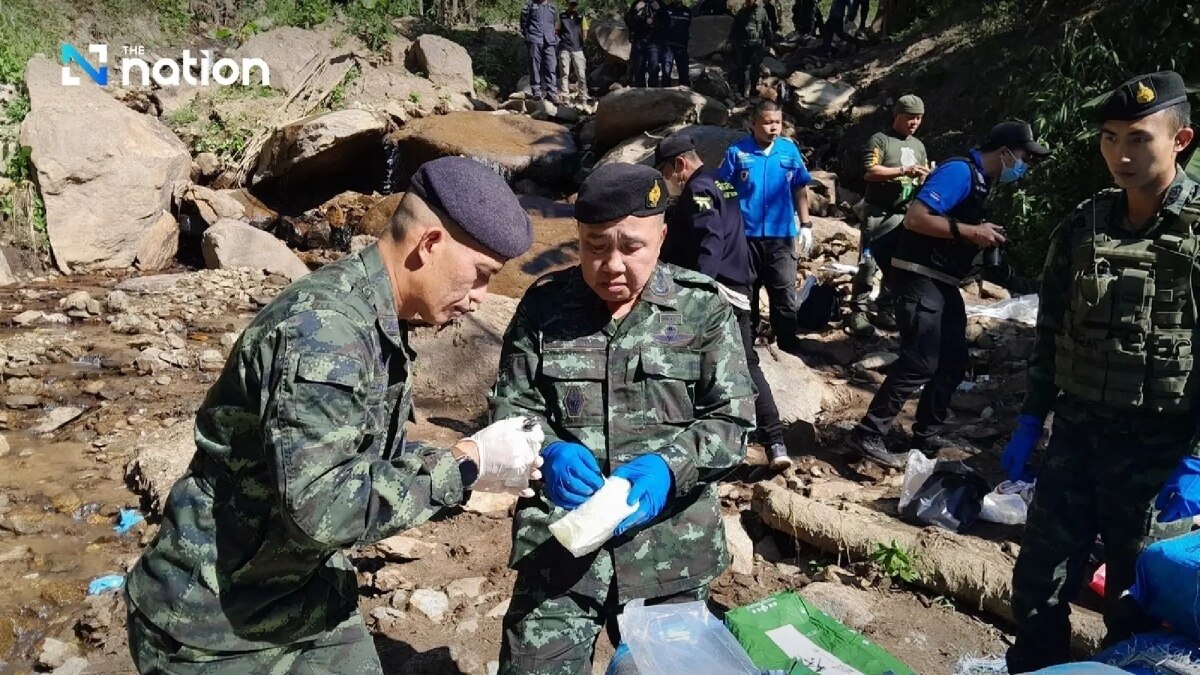 Thailändische Streitkräfte töten 4 Schmuggler - 1 Tonne Drogen nahe der Grenze zu Myanmar beschlagnahmt