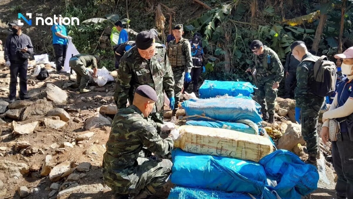 Thailändische Streitkräfte töten 4 Schmuggler - 1 Tonne Drogen nahe der Grenze zu Myanmar beschlagnahmt