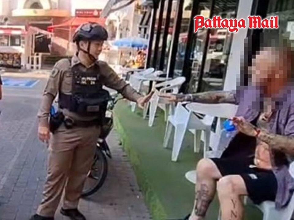 Brutaler Straßenübergriff in Pattaya: Thailändischer Autofahrer schlägt britischen Touristen ins Krankenhaus