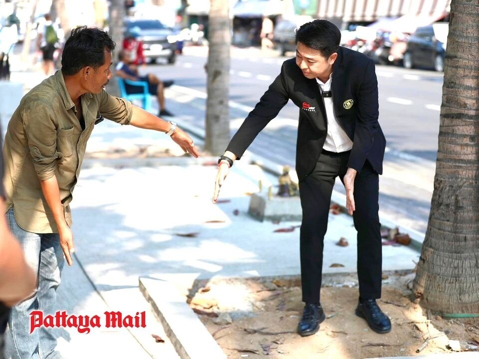 Bürgermeister von Pattaya ordnet Verbesserungen am Strand an