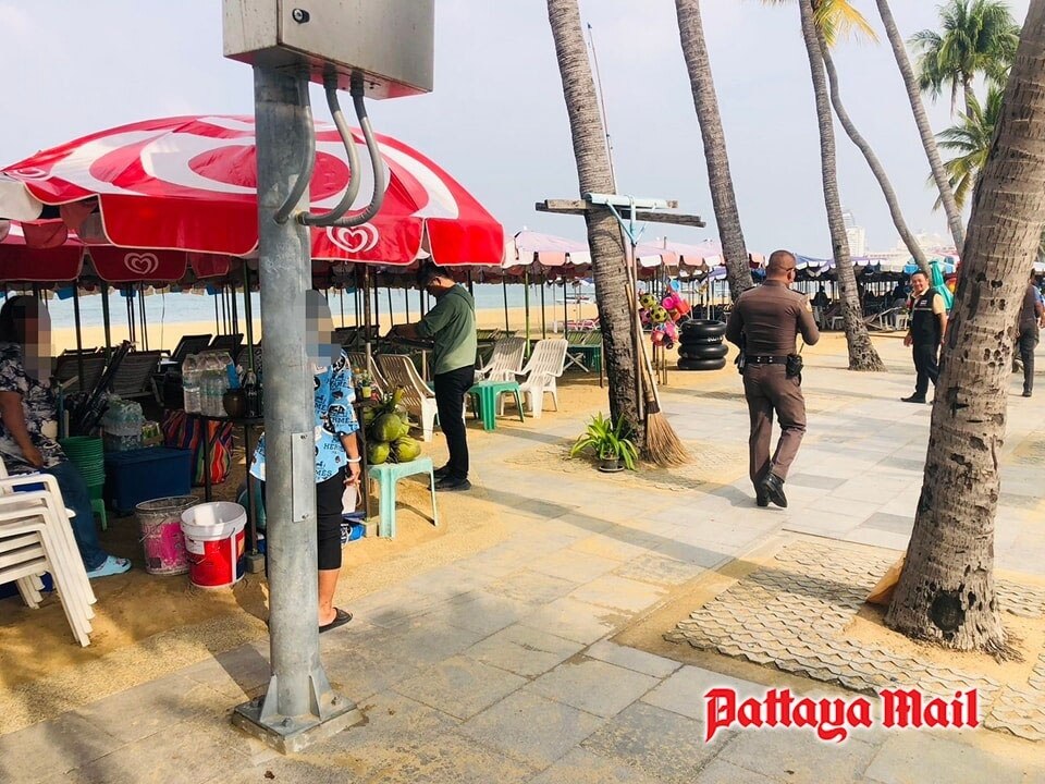 Pattaya verstärkt Kontrollen: Sonnenschirmbetreiber im Visier wegen Alkoholverkaufsverstößen