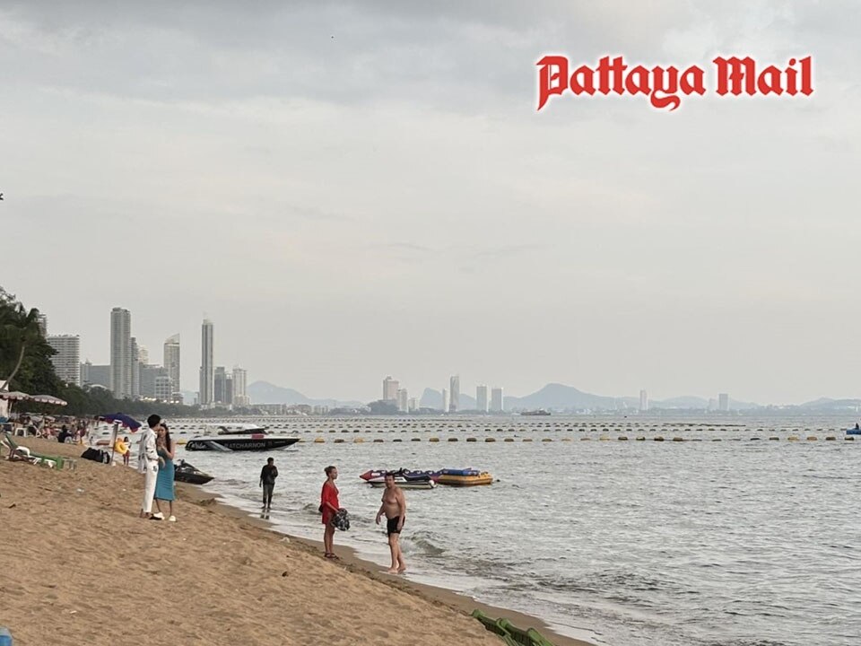 Pattayas Tourismus: Jomtien Beach zieht Besucher mit magischen Sonnenuntergängen an