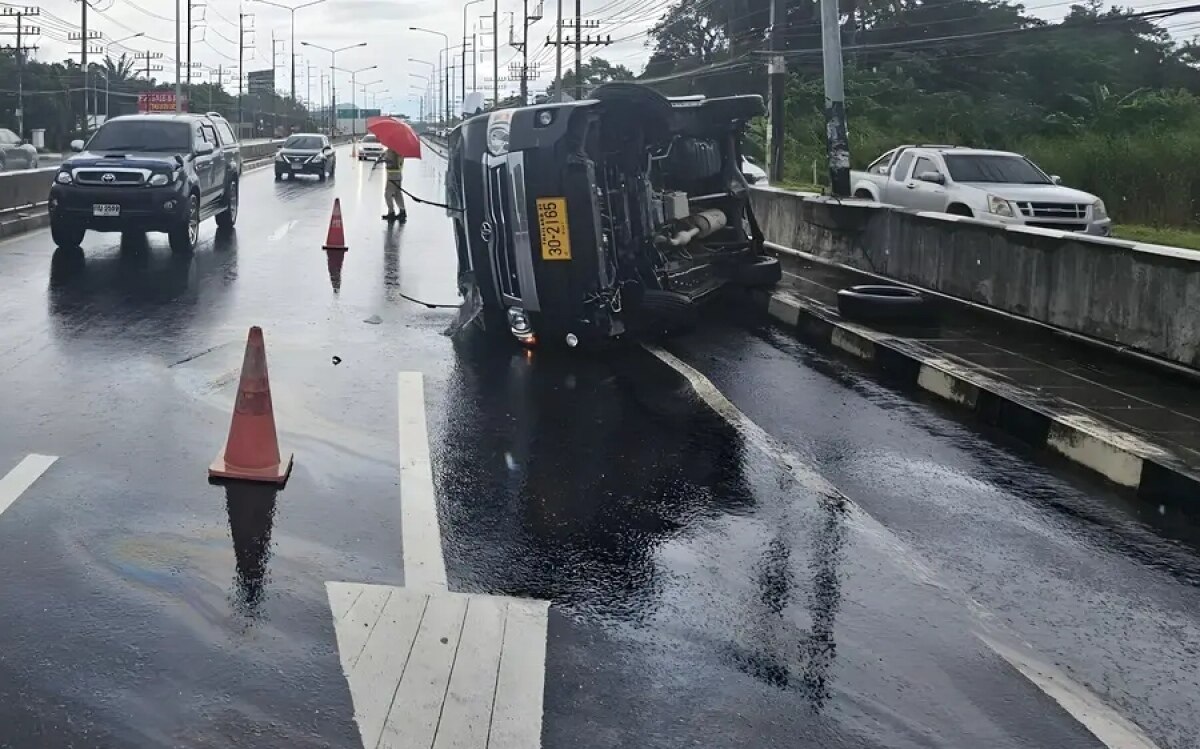 Phuket: Israelin bei Überschlag eines Kleinbusses verletzt