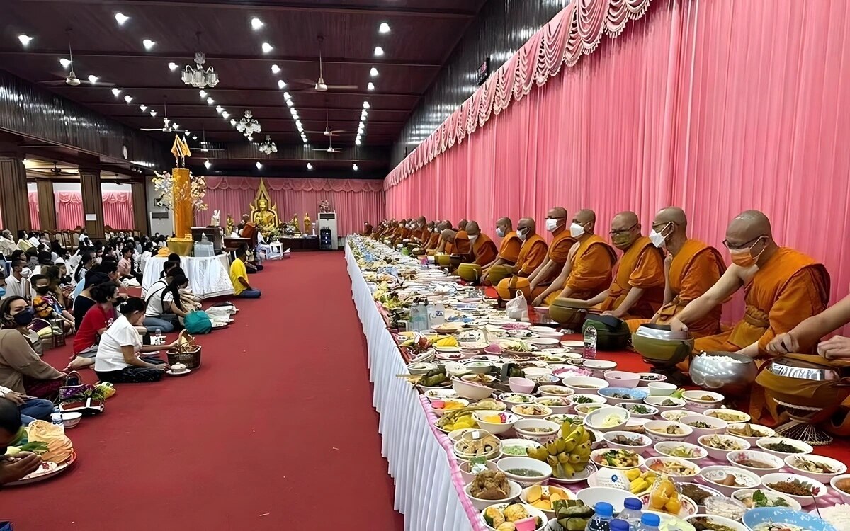 17 oktober kein alkoholverkauf zum ende der buddhistischen fastenzeit in thailand