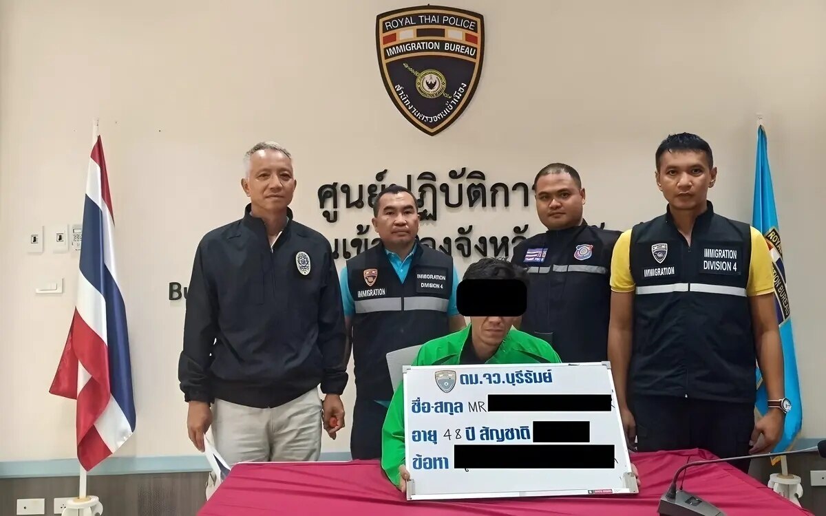 Aggressiver Österreicher wegen 920 Tage Overstay in Buriram inhaftiert - Strafe, Abschiebung, 10 Jahre schwarze Liste