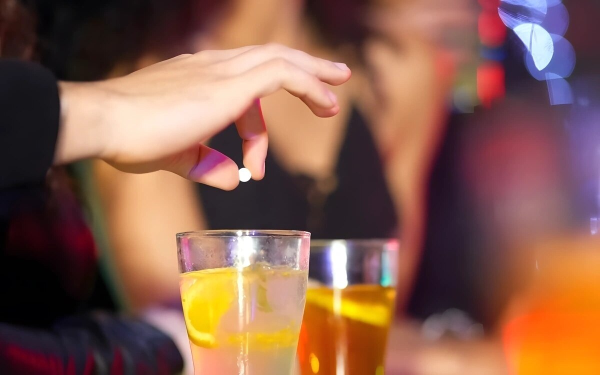 Alkohol oder Gefahr? Thailänderin leidet nach Touristen-Kontakt - Nach Alkoholkonsum ins Krankenhaus eingeliefert