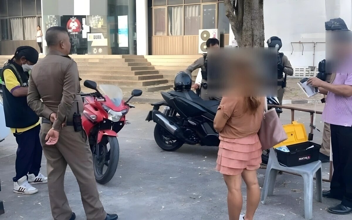 Auslaender nach lebensbedrohlichen messerangriff auf thailaenderin in pattaya weiterhin auf der