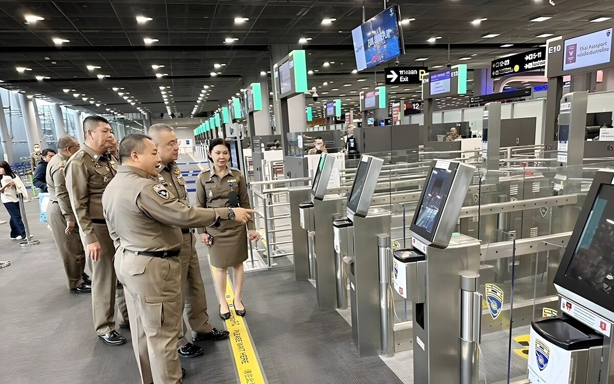 Automatisierte Passkontrolle am Suvarnabhumi-Flughafen: Ab sofort für ausländische Reisende zugänglich - Video