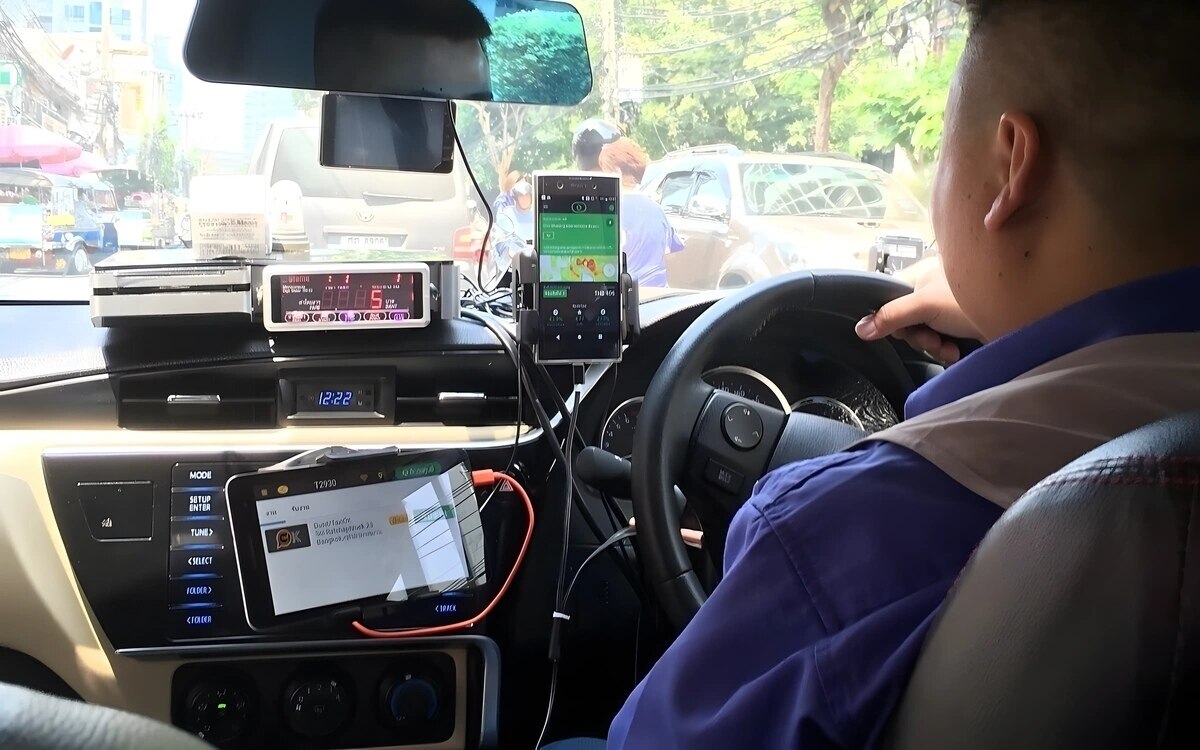 Bangkoker taxifahrer sorgt fuer aufruhr verweigert taxameter und setzt auf pauschalpreis video geht