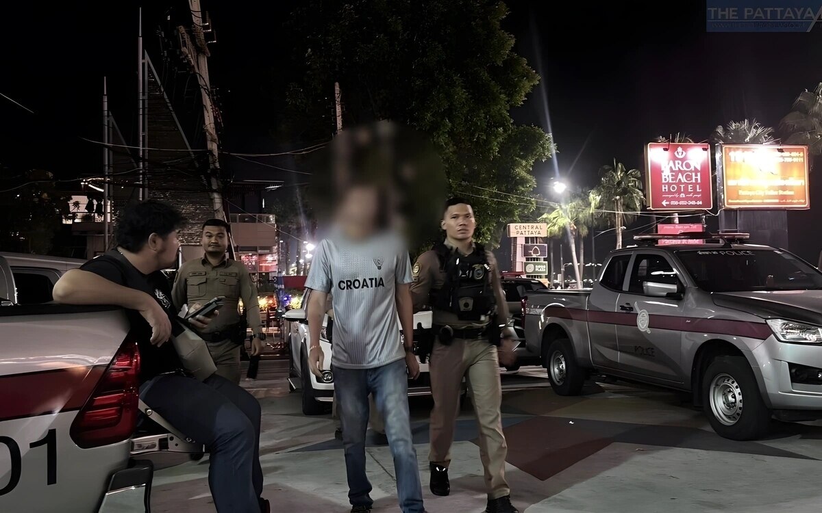 Betrunkener auslaender sorgt mit waffe fuer aufruhr in pattaya festnahme nach alkoholbedingtem