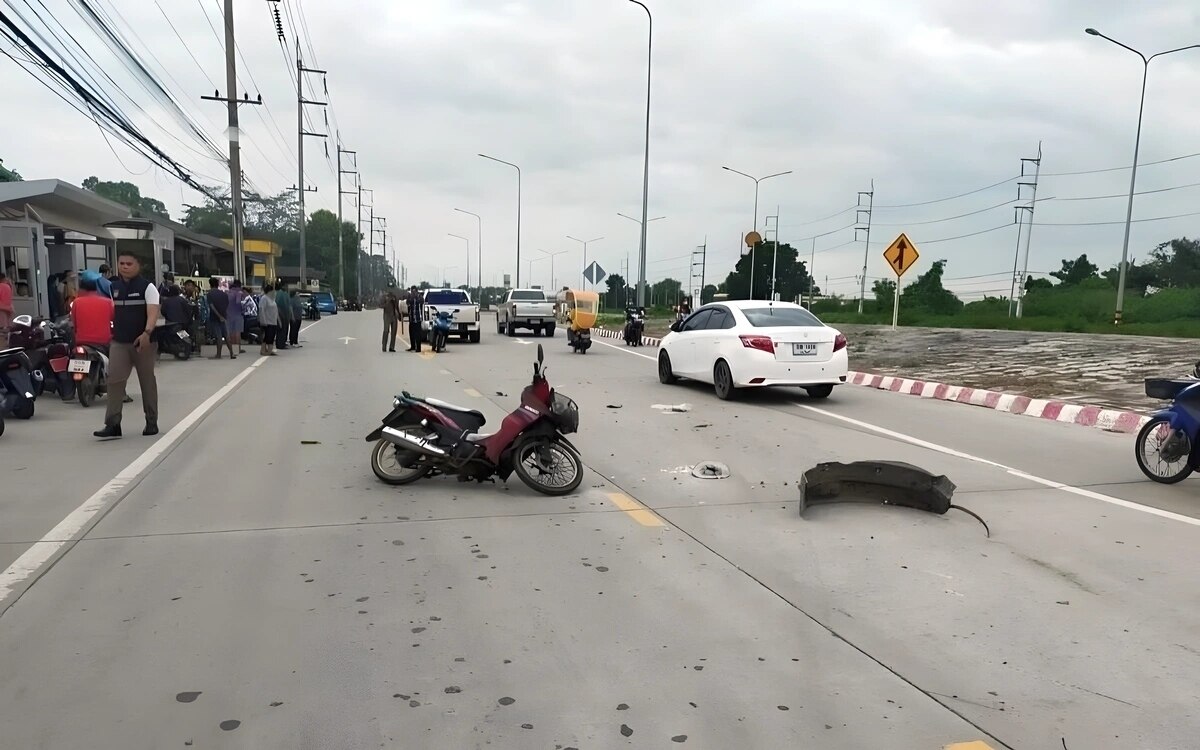 Chachoengsao: Ein Toter und ein Verletzter bei Kollision zwischen Pickup und Motorradbeiwagen