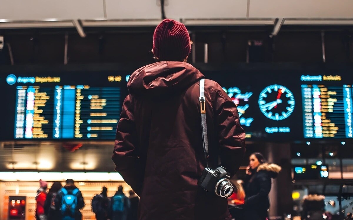 Chaos am flughafen wie reisende ihre nerven bewahren und entspannt ans ziel kommen ihr leitfaden