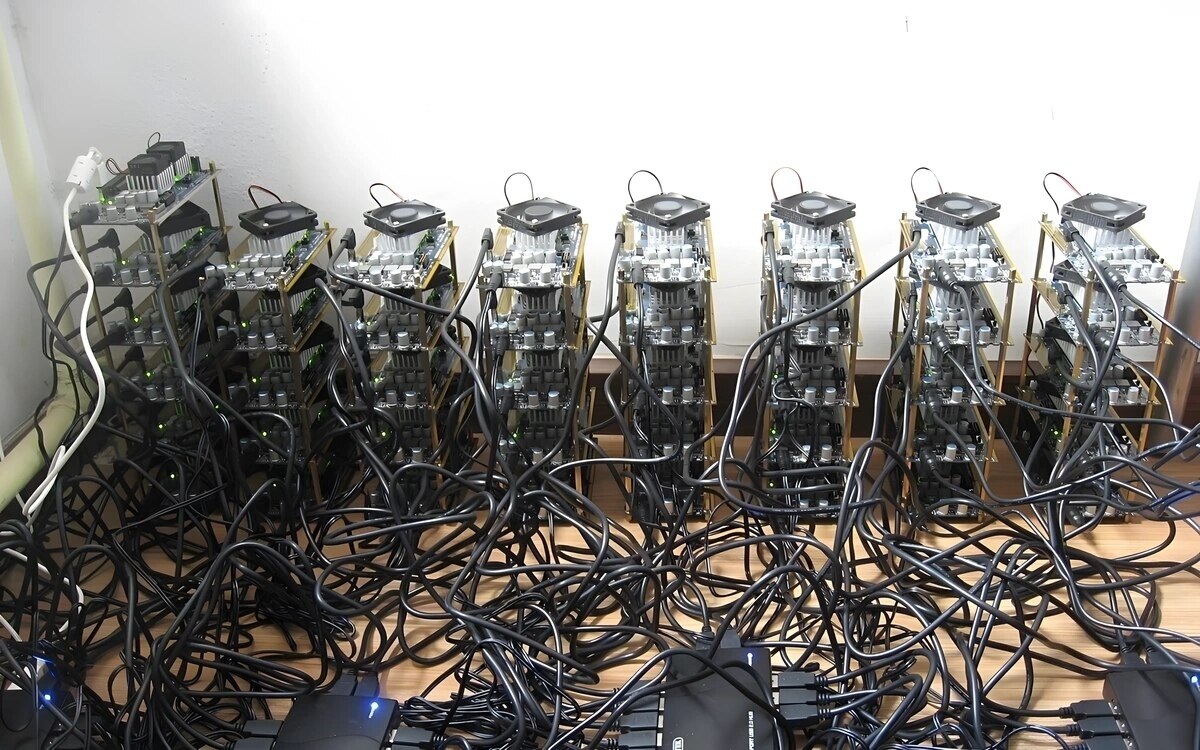 Cyber-Kriminelle im Visier: Bitcoin-Mining unter Stromdiebstahlsverdacht