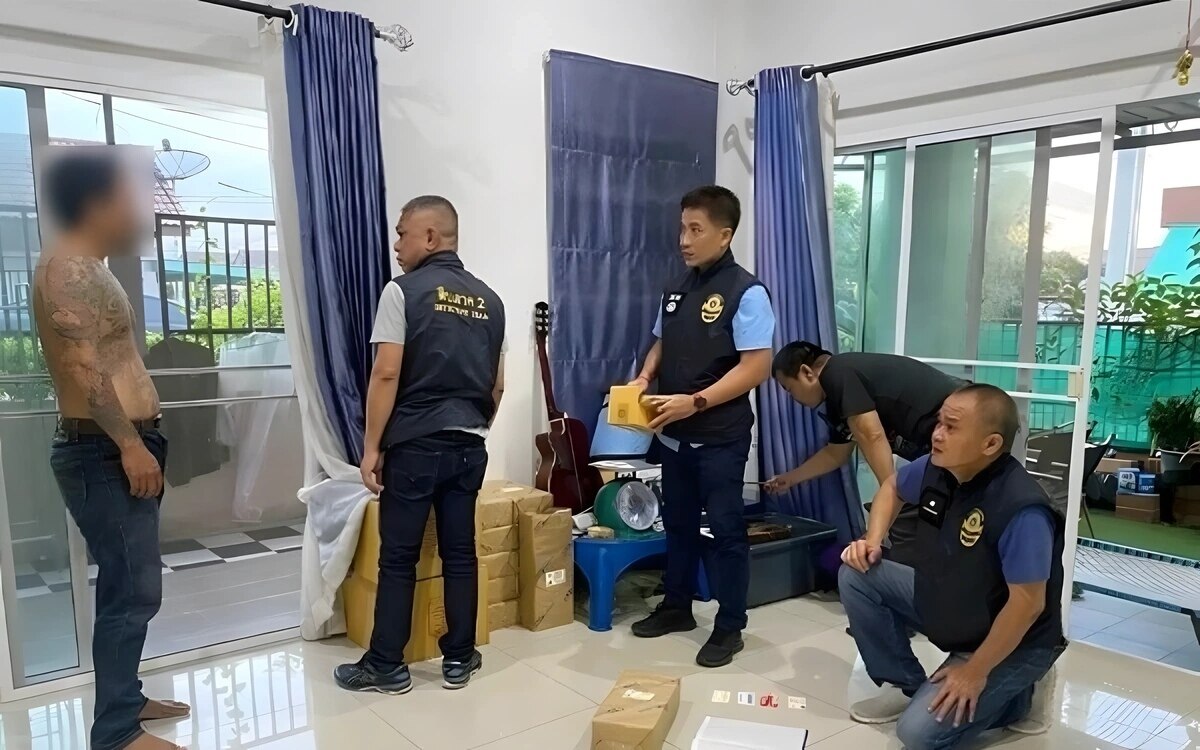 Daemonische kredithaie enttarnt polizei schlaegt skrupellose geldverleiher bande in chon buri zu