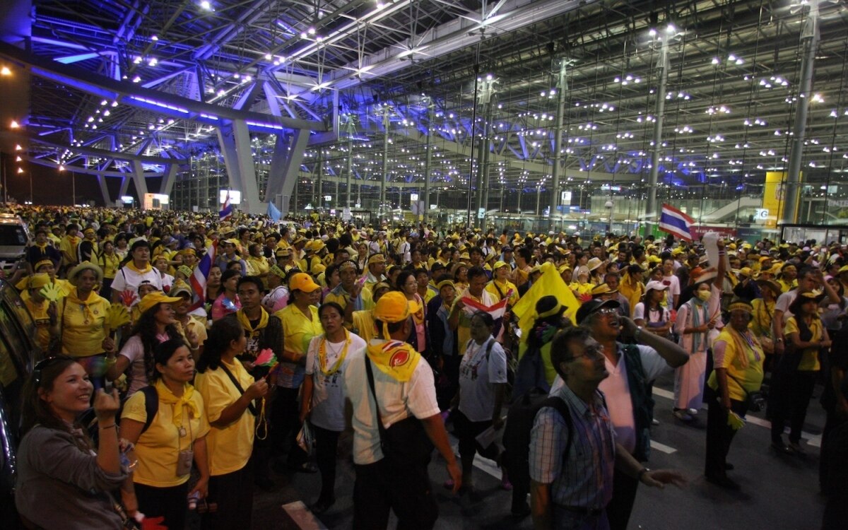 Demonstranten am Flughafen 2008 vom Vorwurf des Aufruhrs freigesprochen