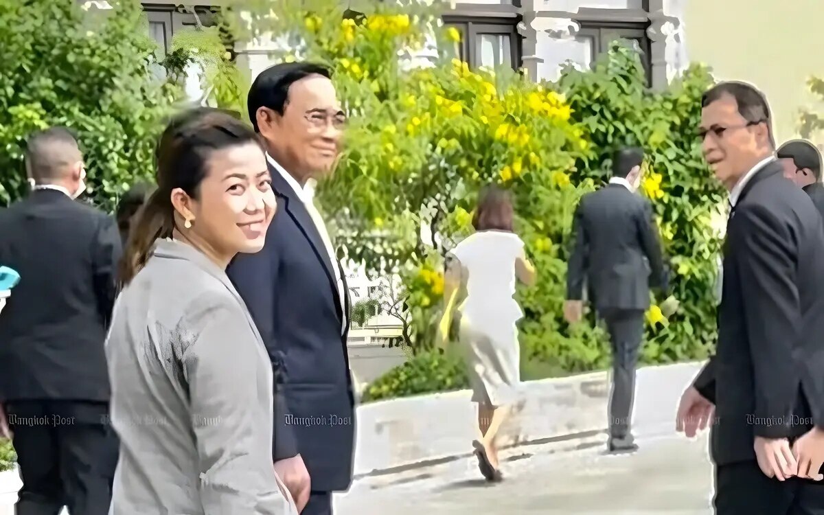 Der letzte Tag von General Prayut im Regierungsgebäude