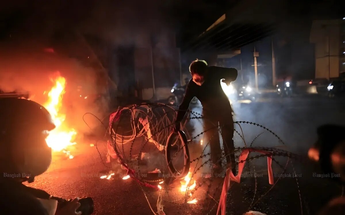 Ehepaar wegen din daeng protest zu 18 monaten haft verurteilt