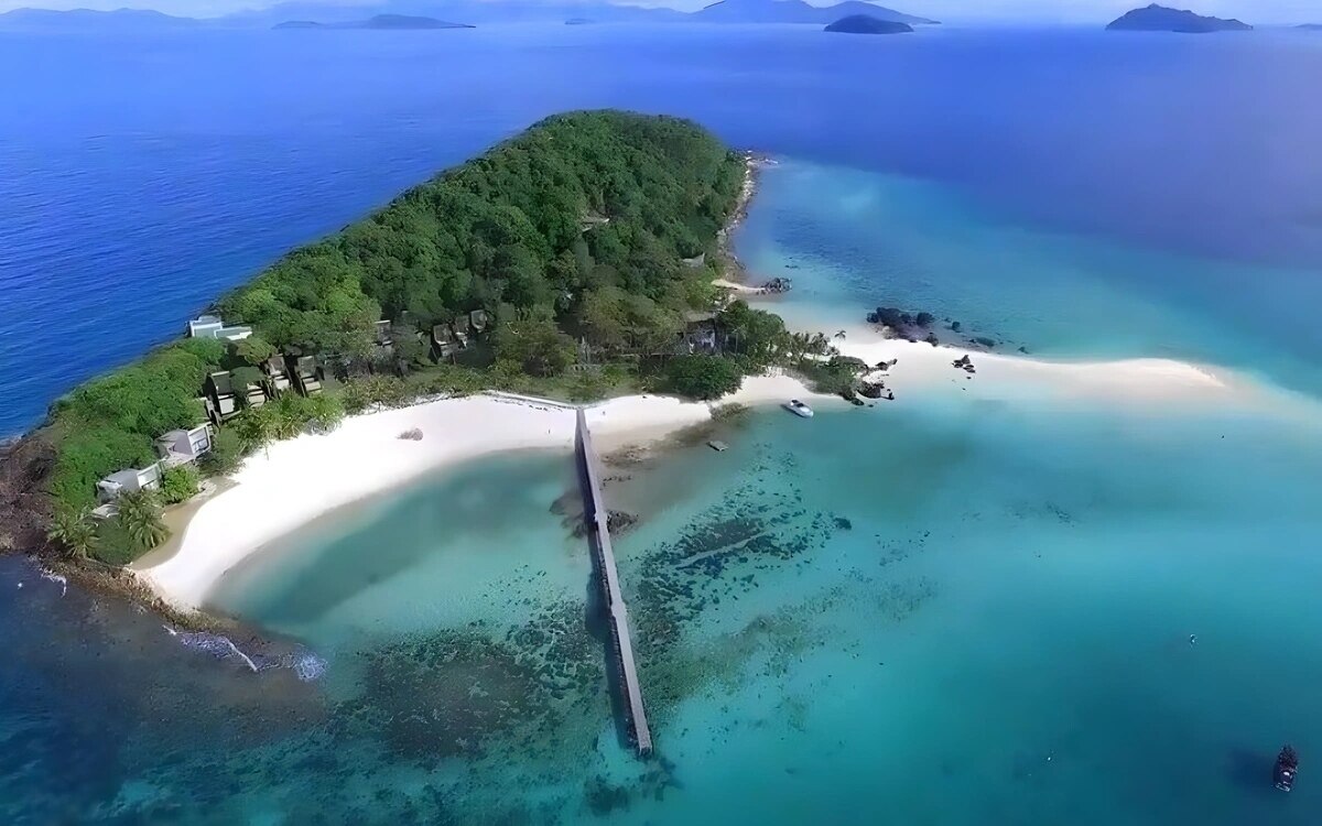 Ein Stück vom Paradies: Investieren Sie in die traumhafte Insel Koh Kham für 1,8 Milliarden Baht!