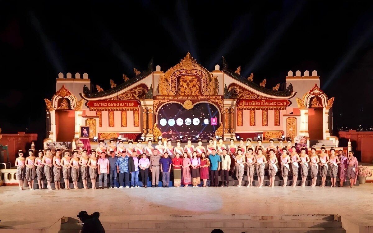 Entdecken Sie die 40 schöne Miss Noppamas-Kandidatinnen bei der einzigartigen Loi Krathong-Veranstaltung 2024 in Sukhothai