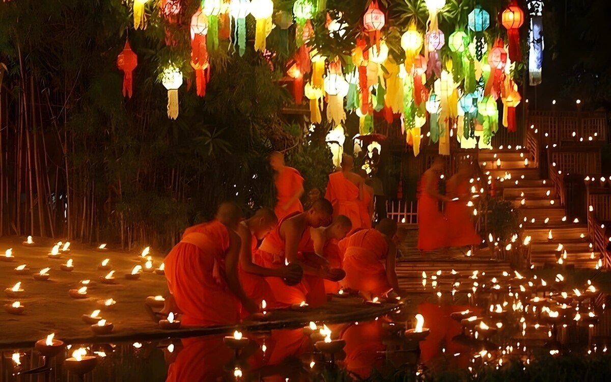 Erleben Sie das faszinierende Loy Krathong-Fest: Ein Lichtermeer in Thailand