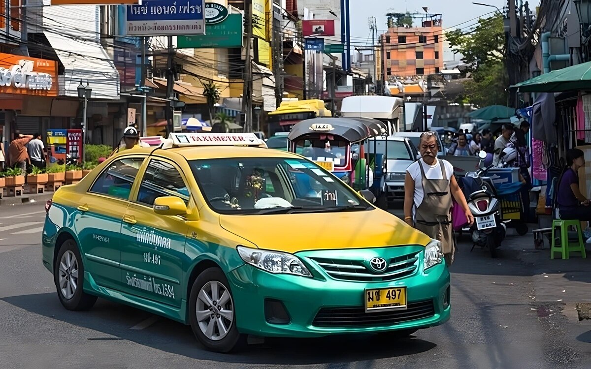 Erleben Sie Thailand hautnah: Die besten Taxi-Optionen für jedes Budget - Geld sparen und Stress vermeiden