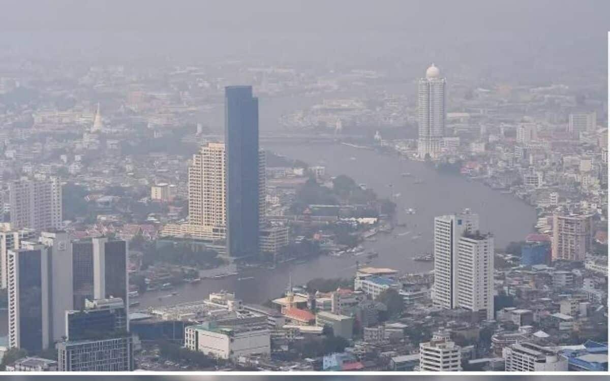 Giftiger smog beeintraechtigt flugverkehr in bangkok erhoehte pm2 5 werte registriert