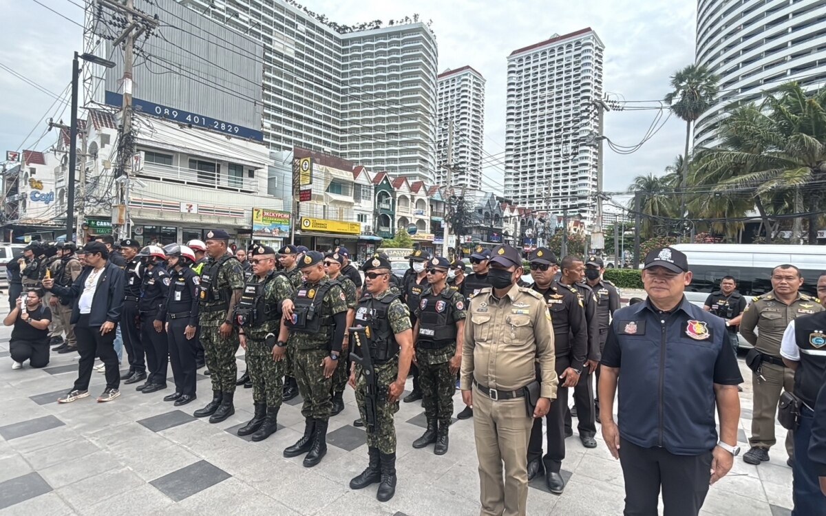 Grossangelegte polizeirazzia am jomtien beach in pattaya erfolgreiche festnahme von 14 verdaechtigen