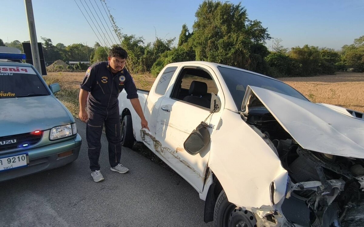 Heftiger verkehrsunfall in bang lamung vier personen bei massenkarambolage verletzt