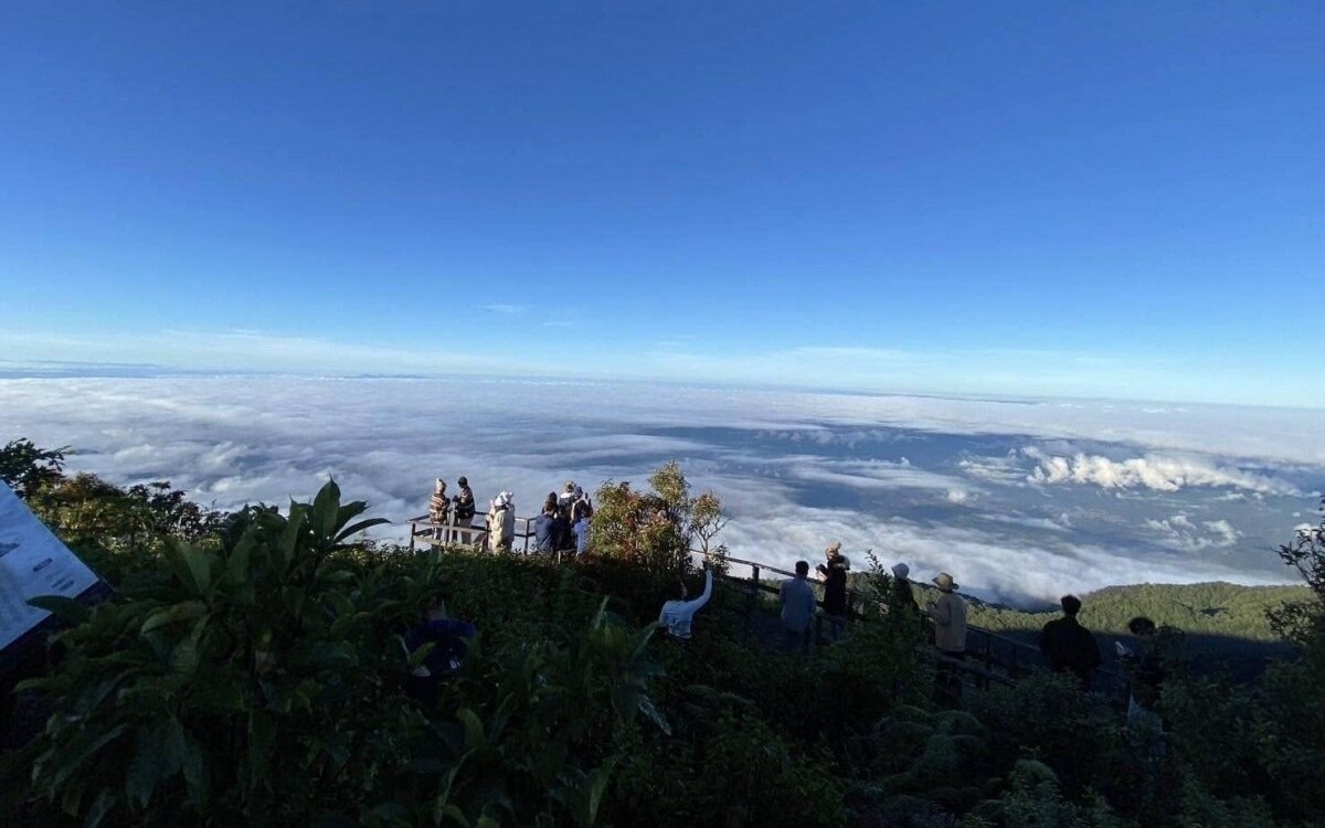 Kuehles wetter und starke winde in ganz thailand erwartet