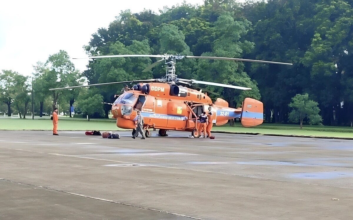 Lebensretter hubschrauber notversorgung fuer schulen und hochwasseropfer video