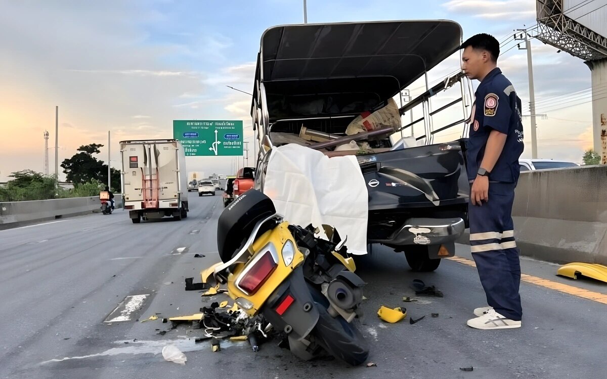 Motorradfahrer bei Kollision mit Pickup in Nonthaburi getötet