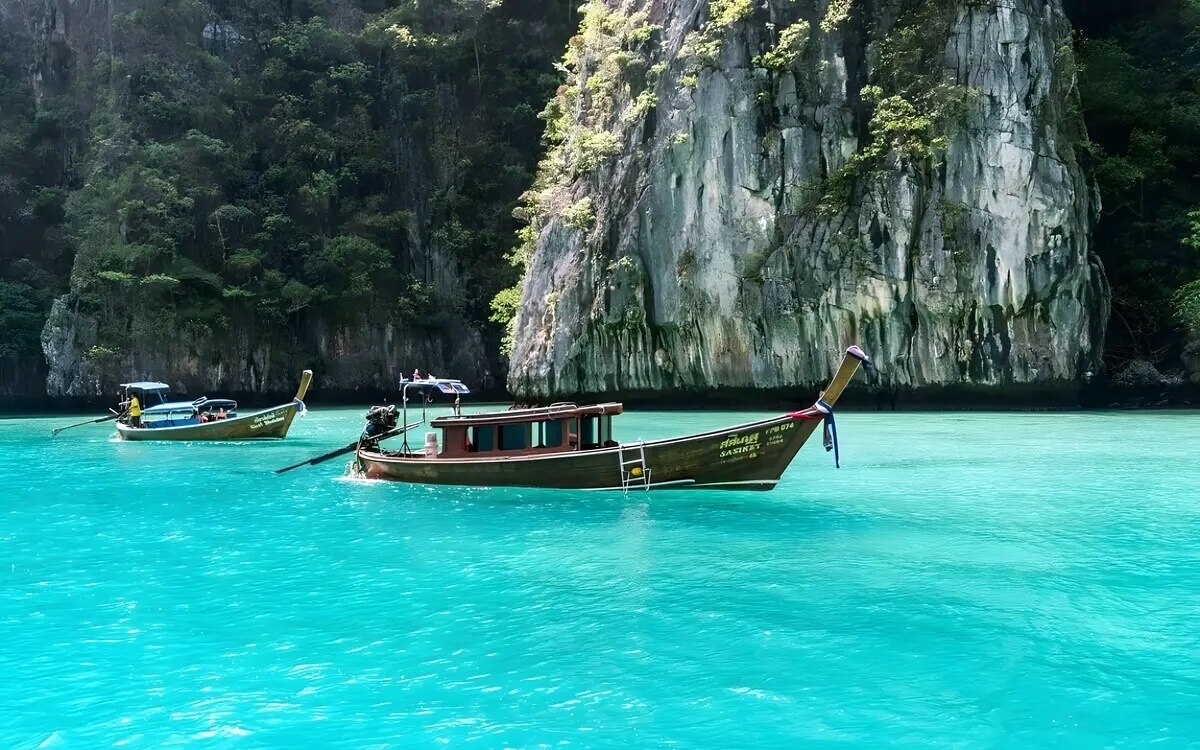 Mysterioeses skelett am strand von phuket entdeckt erste hinweise auf auslaender