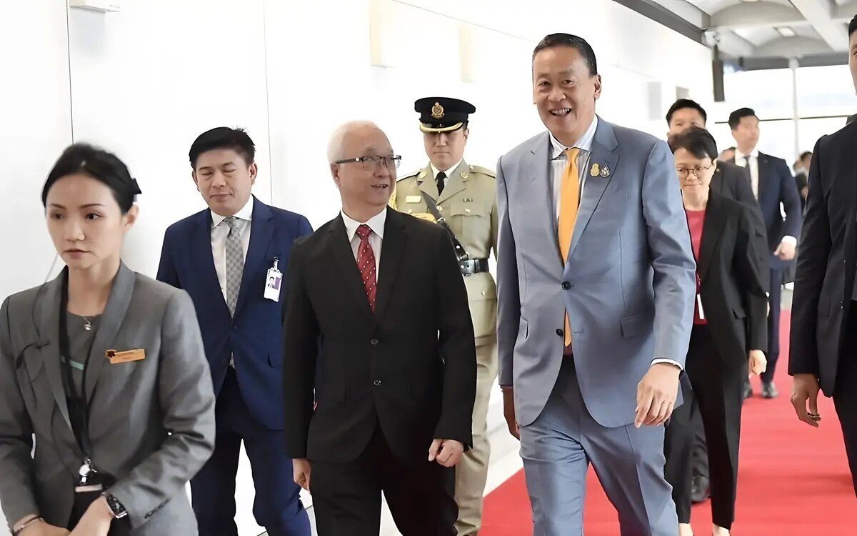 Offizieller besuch des premierministers in hongkong brunei malaysia und singapur vom 8 bis 12