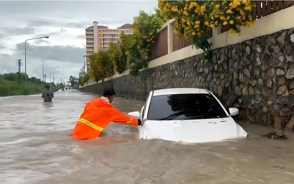 Pattaya investiert 2 milliarden baht in umfassende hochwassersanierung unter buergermeister poramet