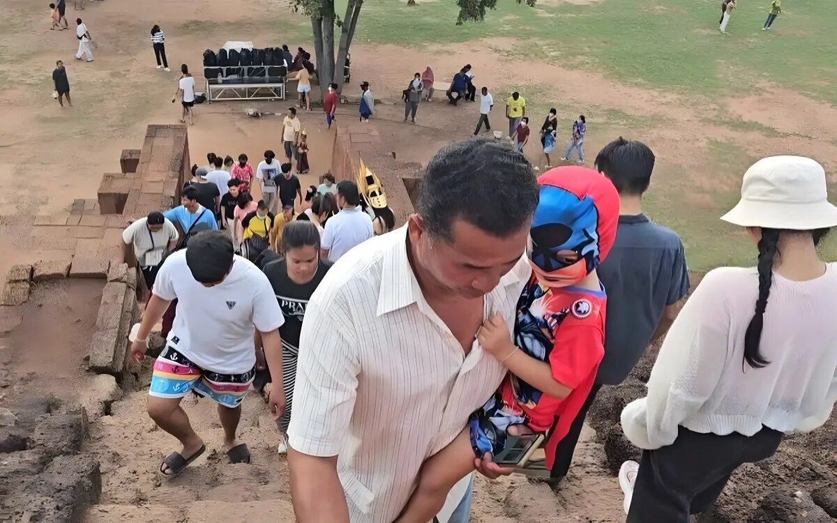 Phetchabun unvorbereitet auf ploetzlichen besucheransturm