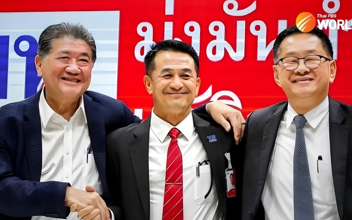 Pheu thai parteichef tritt zurueck