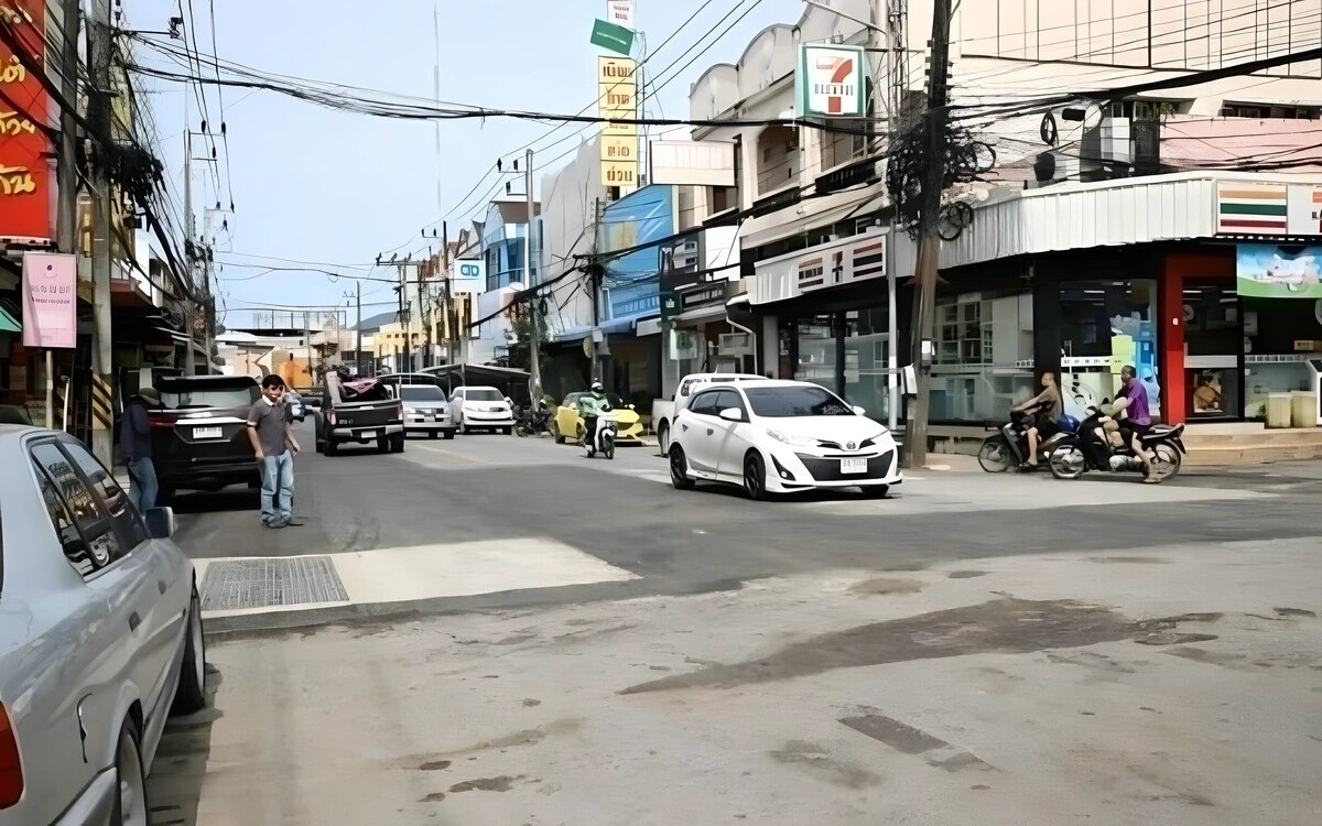 Phuket bereitet sich auf das grosse vegetarier festival vor wichtige strassenrenovierungen in