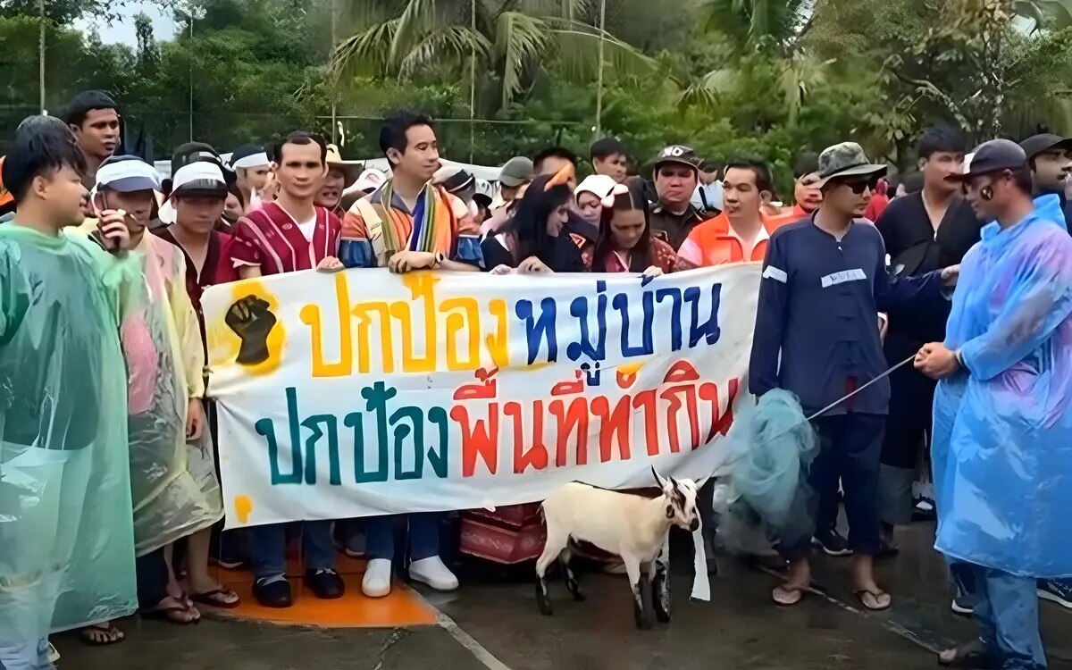 Pita schliesst sich protest gegen kohlemine in chiang mai an