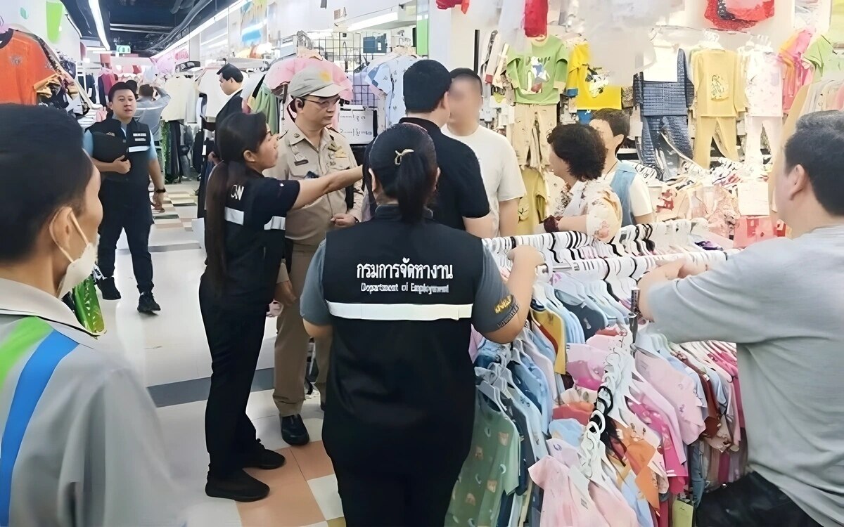 Razzia in bangkok sieben auslaender wegen illegalem verkauf auf dem bobae markt festgenommen