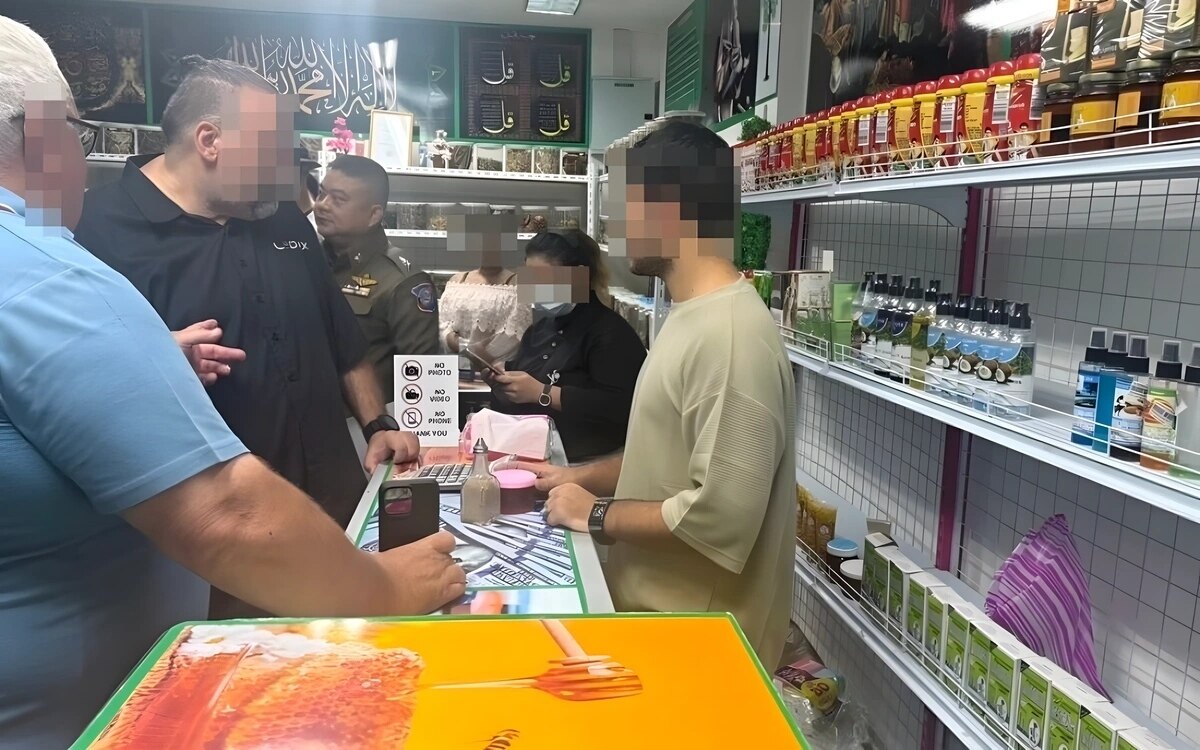 Razzia in pattaya apotheke betruegt touristen mit teuren kraeutern polizei greift hart durch