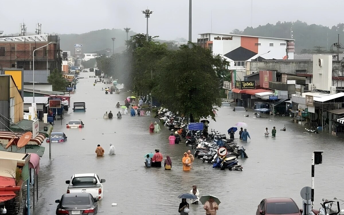 Regenfluten in songkhla hat yais tourismusschicksal haengt am seidenen faden video