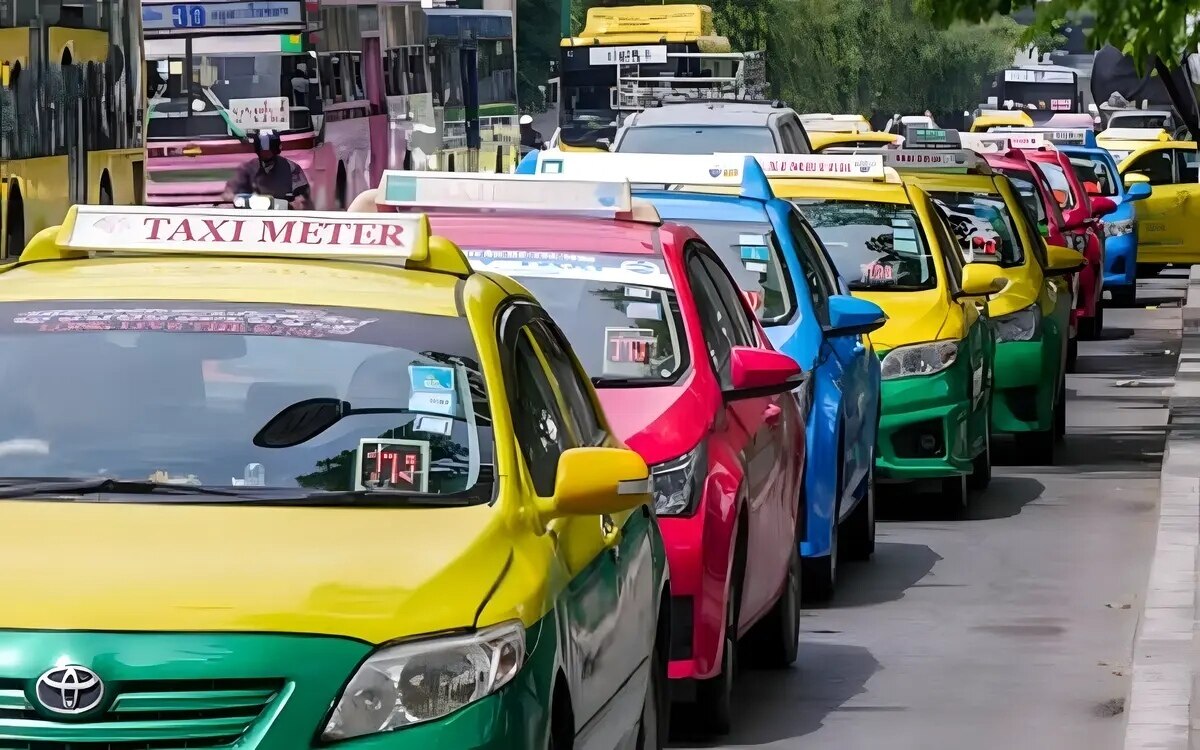 Reibungslose fahrt der flughafen phuket oeffnet die tueren fuer alle ride hailing taxidienste fuer