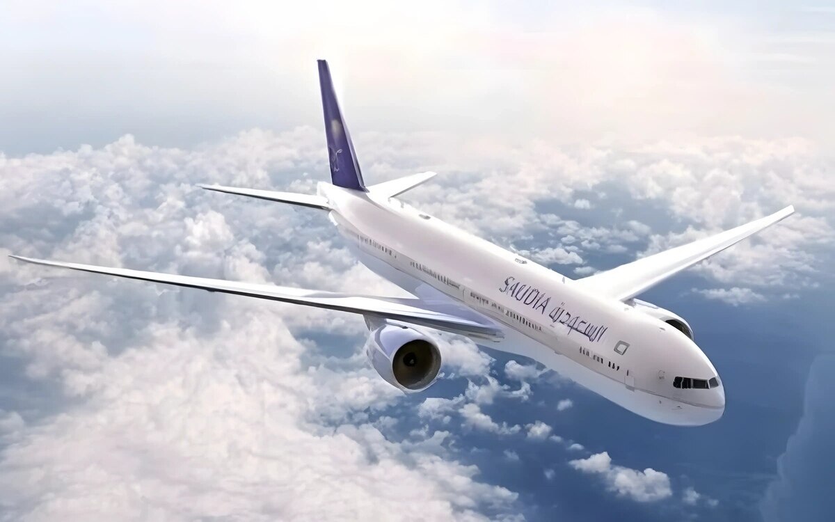 Saudia startet neuen dreamliner service sechs fluege pro woche nach phuket