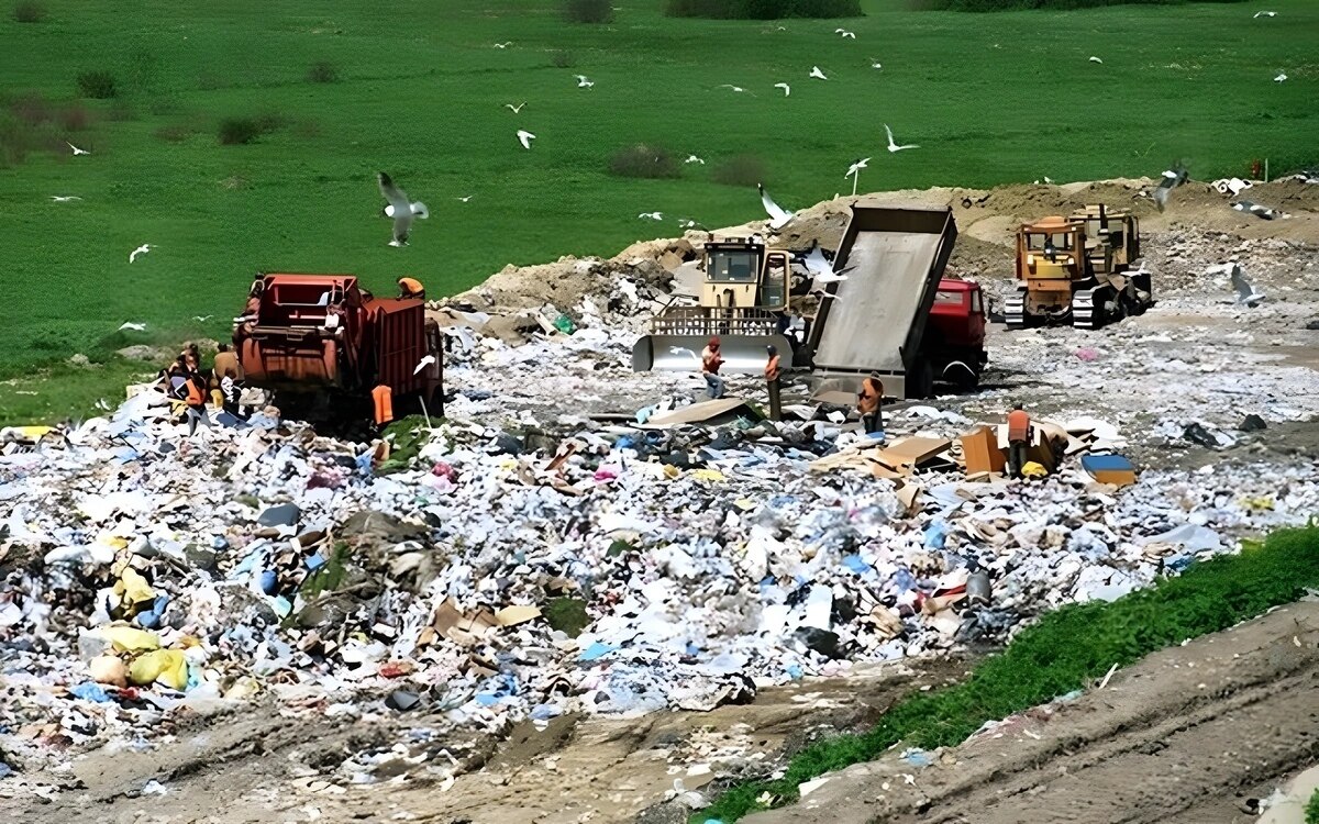 Schließung der Mülldeponie: Phitsanulok kämpft verzweifelt gegen wachsenden Abfall!