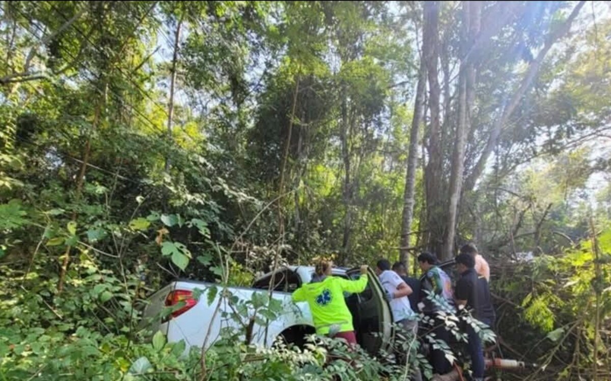 Schwerer unfall in phetchabun zwei tote und mehrere verletzte