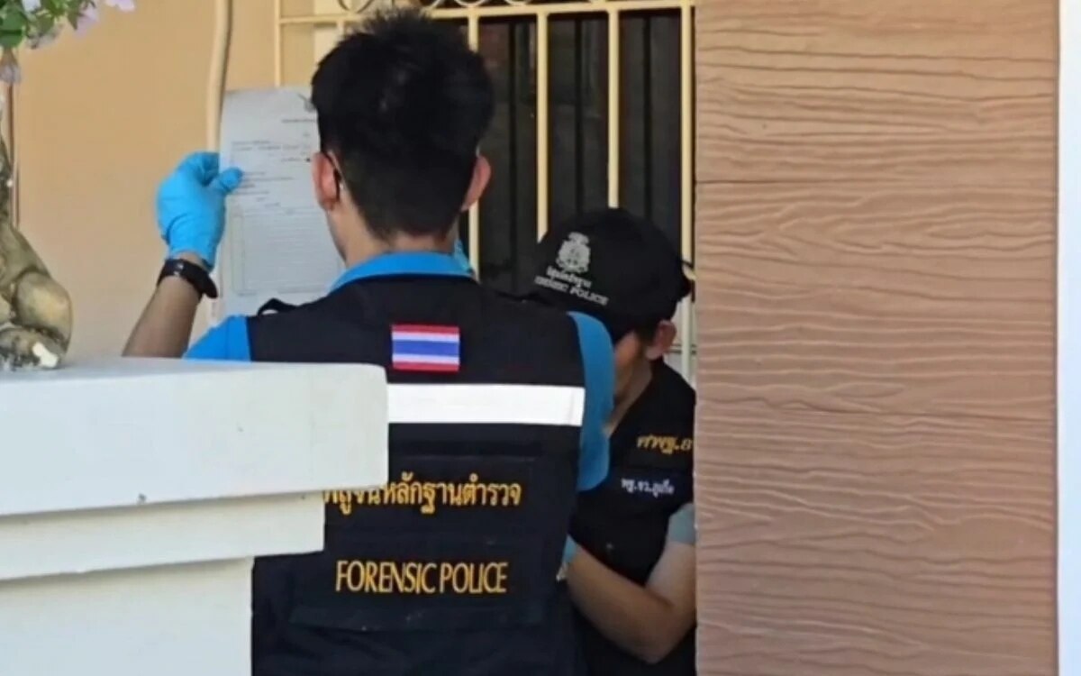 Spektakulaerer einbruch zur neujahrsnacht thailaendisch auslaendisches paar erleidet 3 millionen