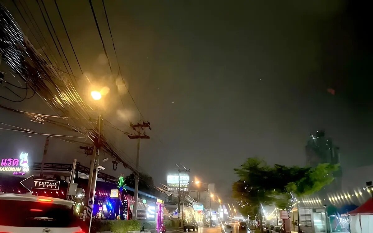 Starke regenfaelle fuer pattaya und ganz thailand an diesem wochenende vorhergesagt