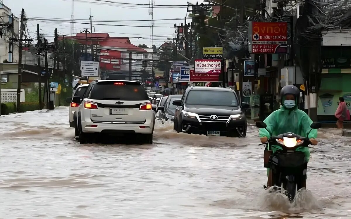 Starker Regen überschwemmt Bangkok und die umliegenden Regionen